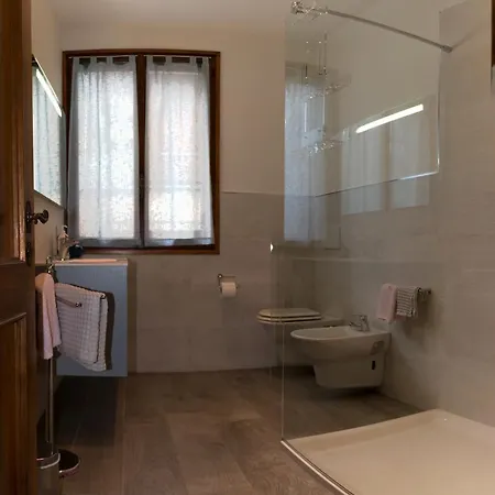 Bed & Breakfast 26 3*